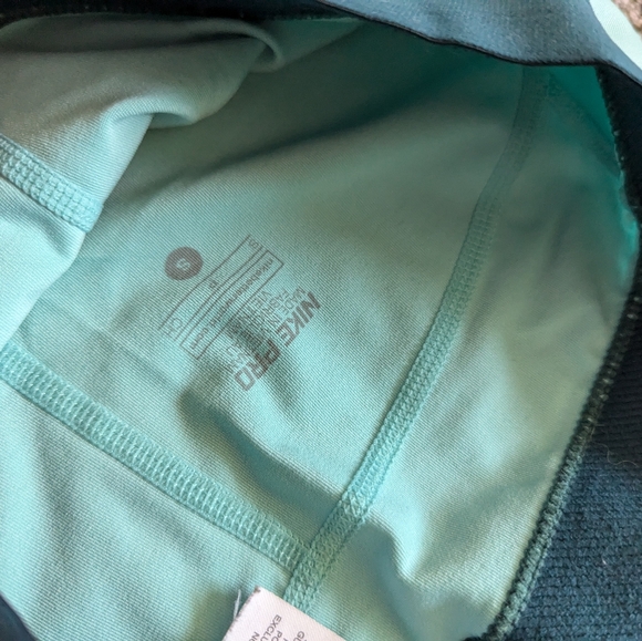 Nike compression shorts 3" - Picture 2 of 3